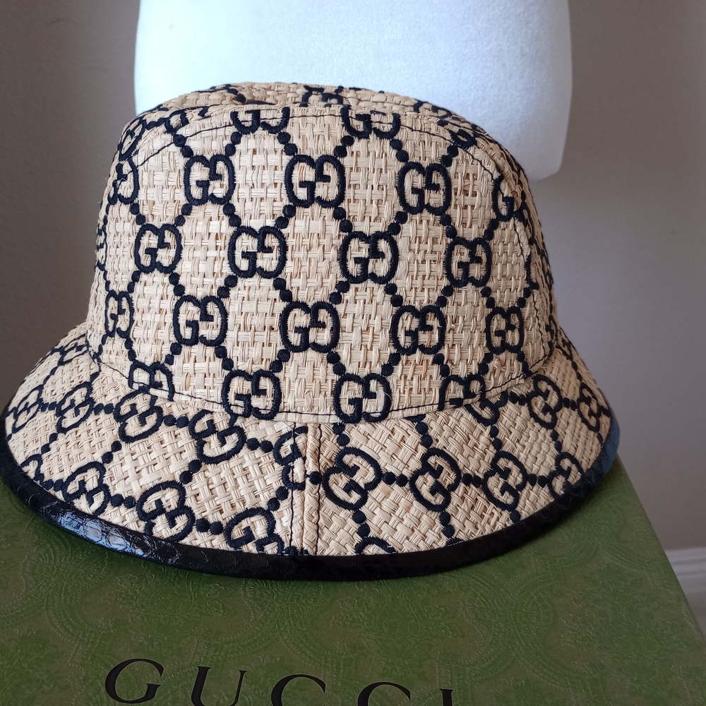 Gucci Raffia Bucket Hat - Picture 2 of 11